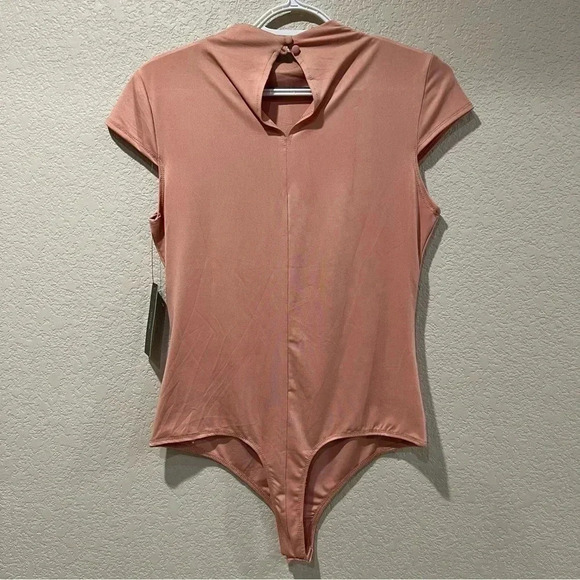 Lulus Bodysuit “NWT” Peach Women’s Size Large Style# VT2950 - Picture 6 of 16